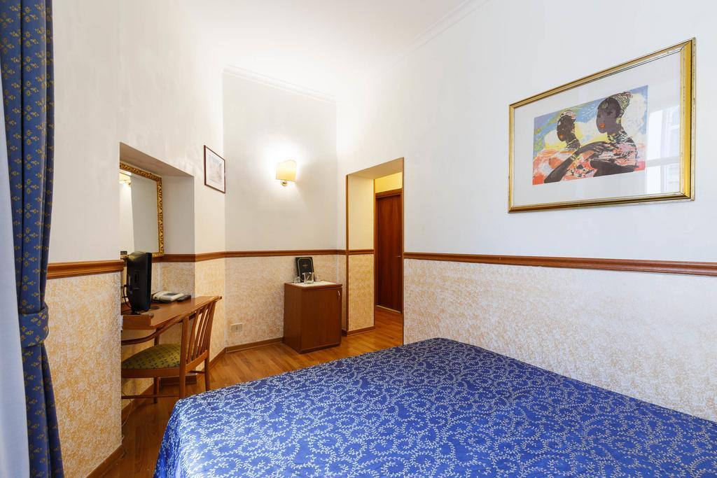 Hotel Paris Rome Buitenkant foto