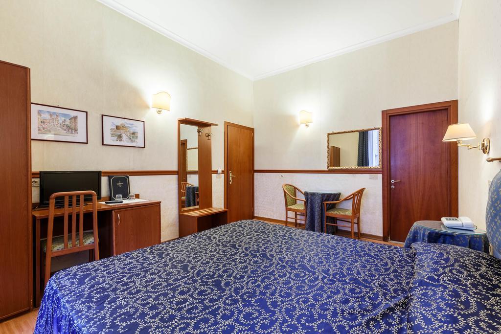 Hotel Paris Rome Buitenkant foto