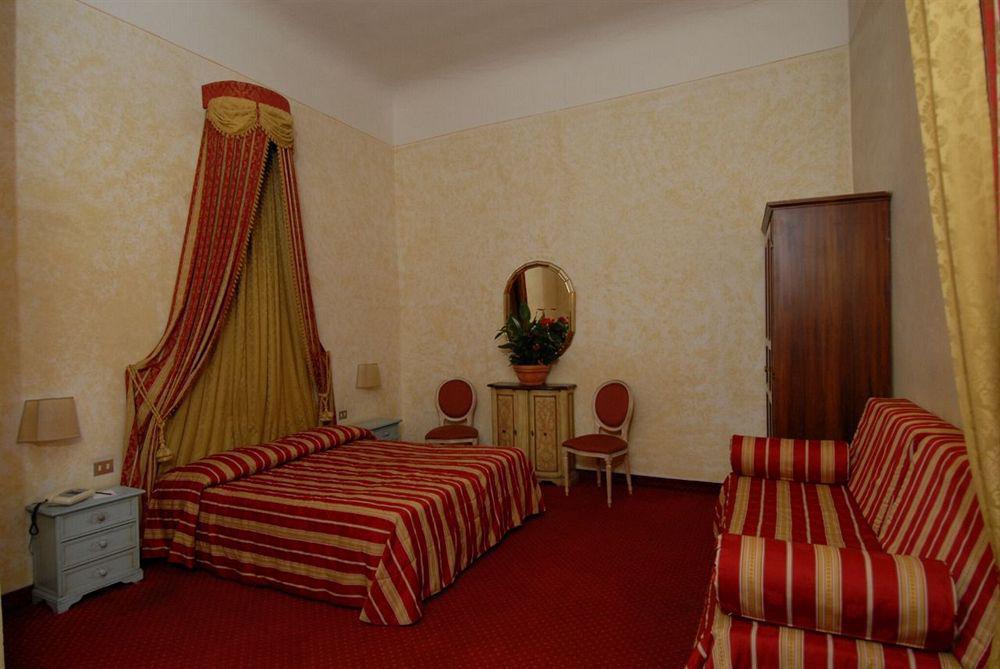 Hotel Paris Rome Buitenkant foto